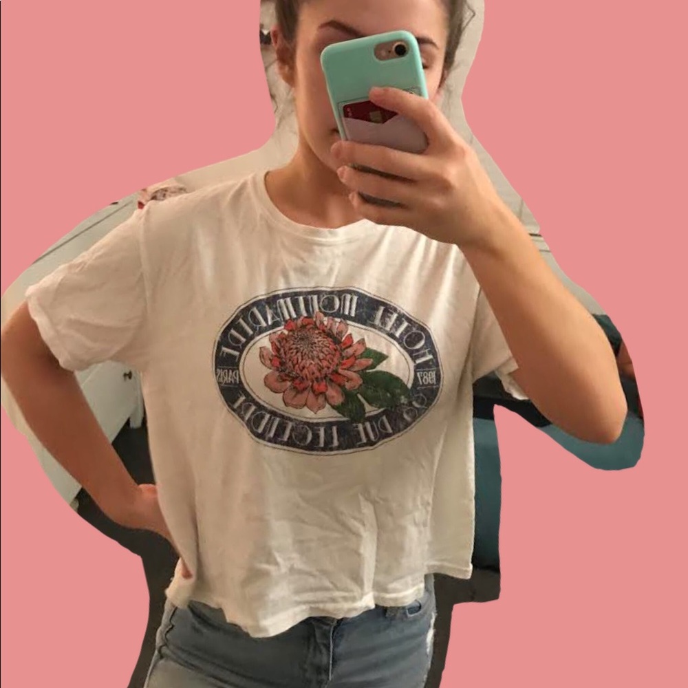 Urban Outfitters Graphic Crop Tee